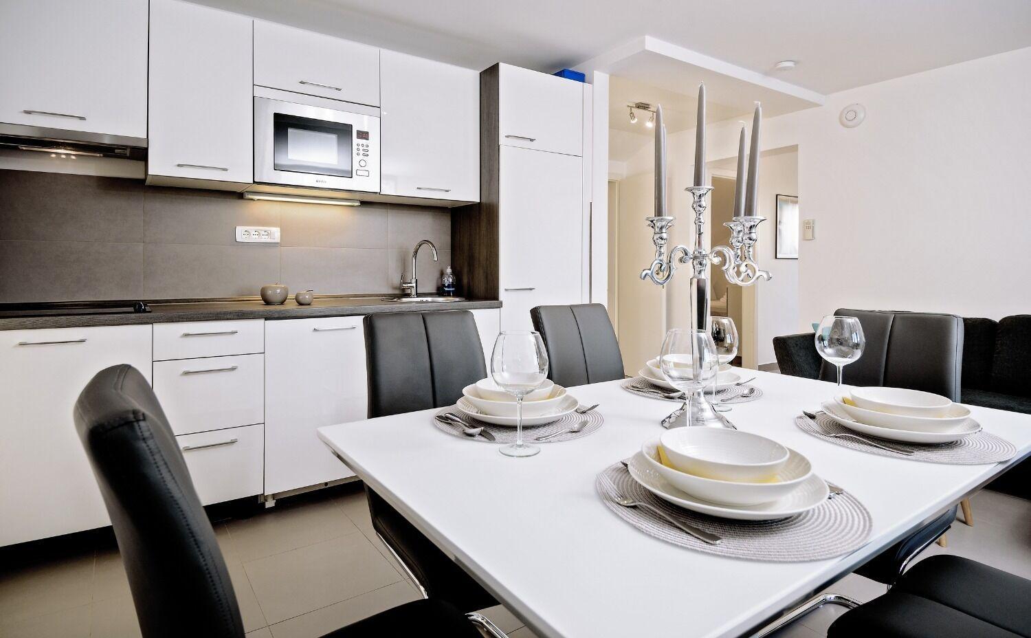 Apartments Bisernica-With Pool ราชานิ ภายนอก รูปภาพ